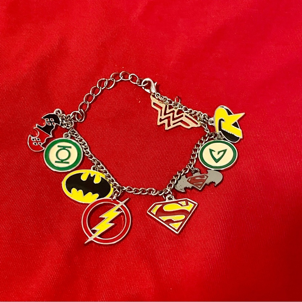 Dc Comics ‘Justice League’ Superhero Logos Bracelet